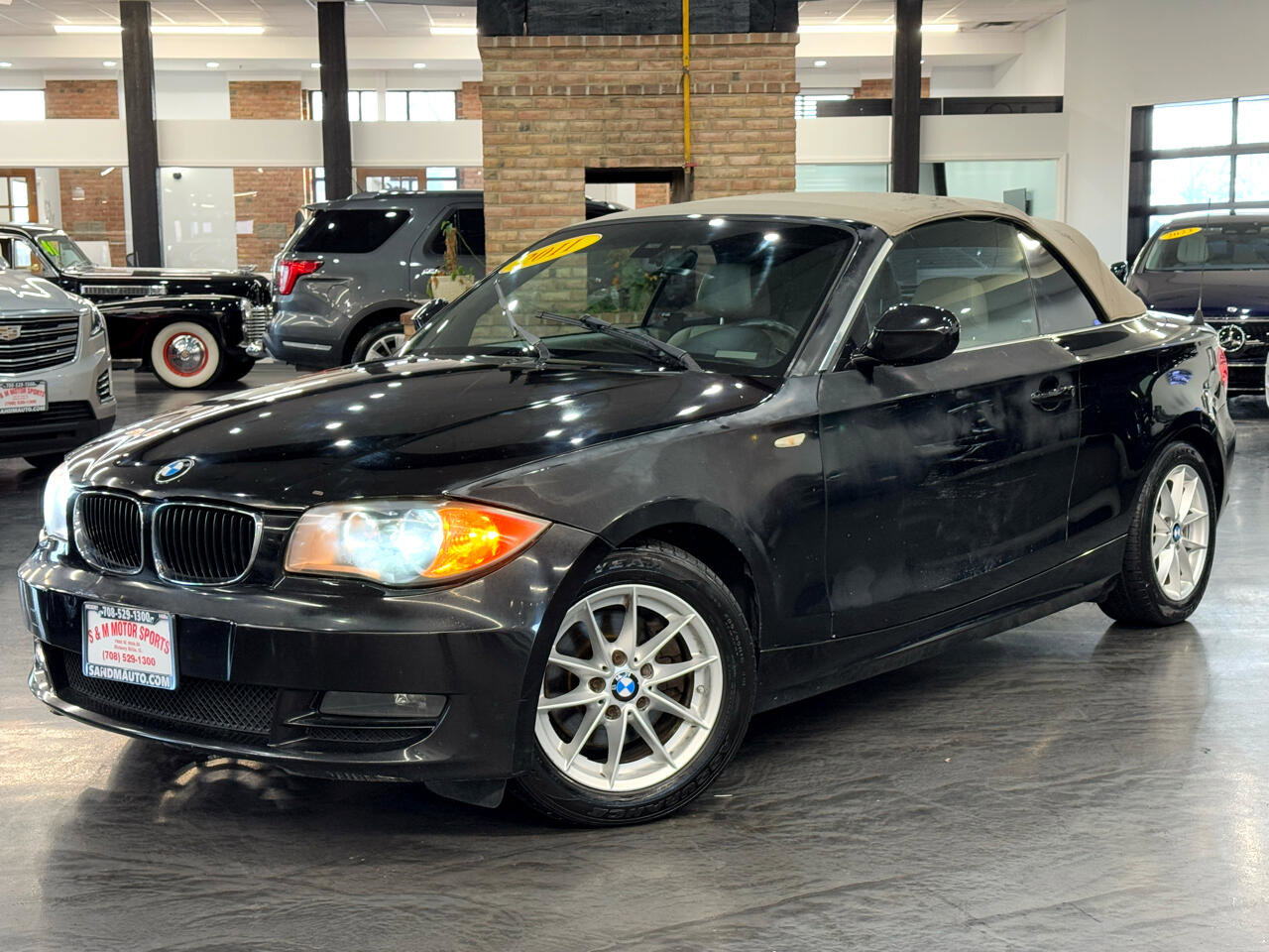 Used 2011 BMW 128i Convertible image 2