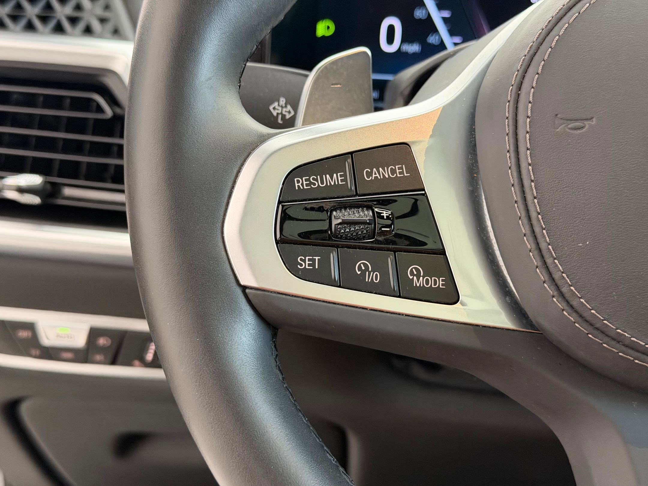 Certified 2023 BMW X7 xDrive40i w/ M Sport Package image 18