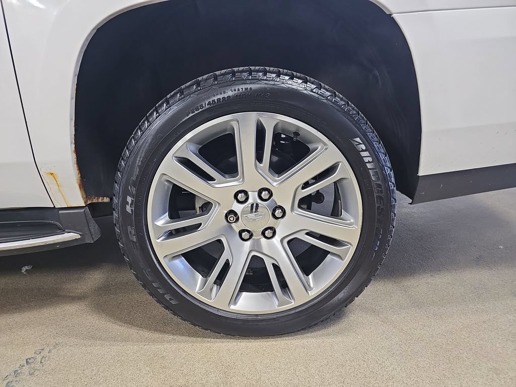 Certified 2018 Cadillac Escalade ESV Luxury AWD/4WD image 40