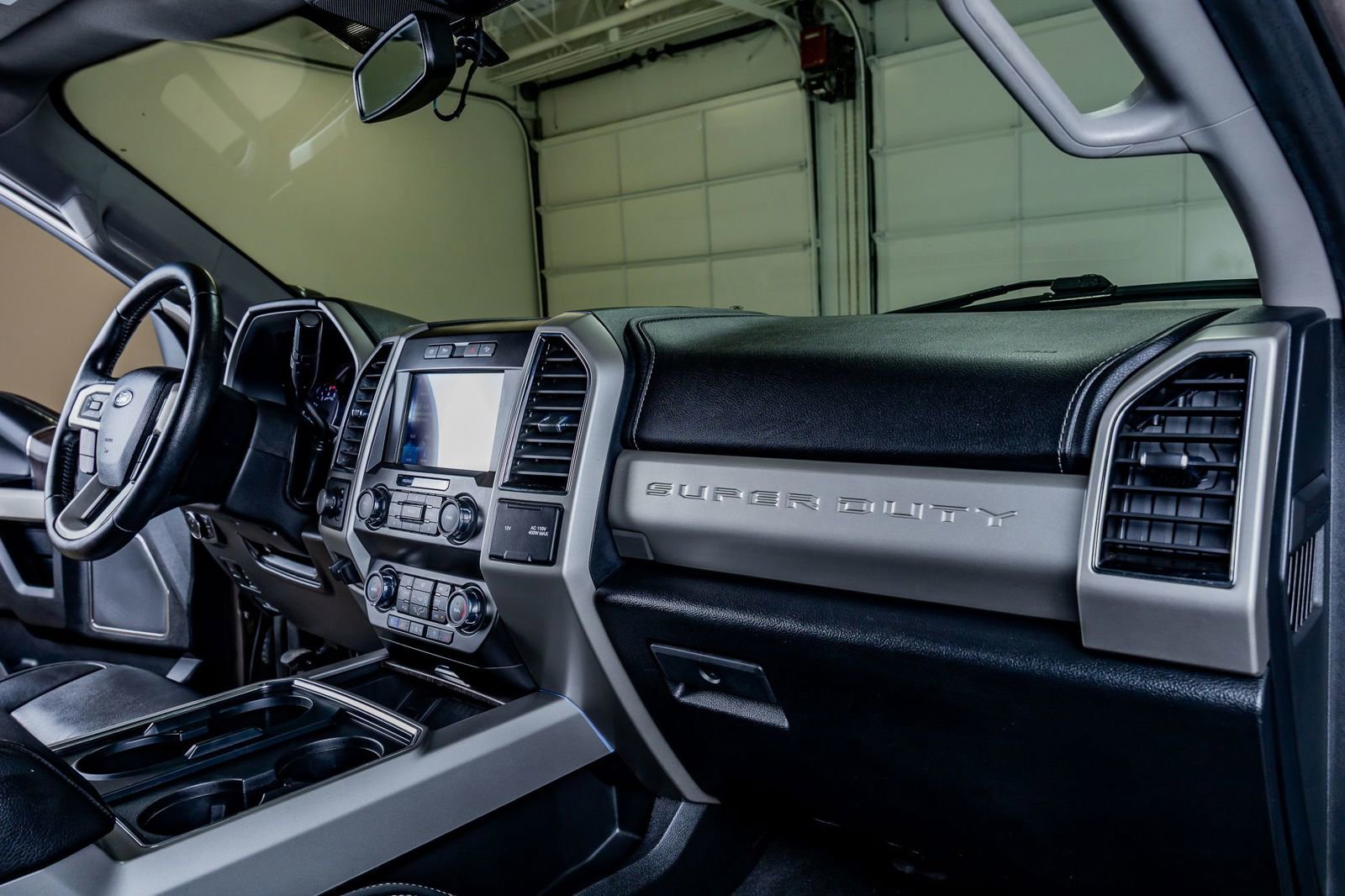 Used 2021 Ford F250 Lariat w/ Lariat Ultimate Package AWD/4WD image 15