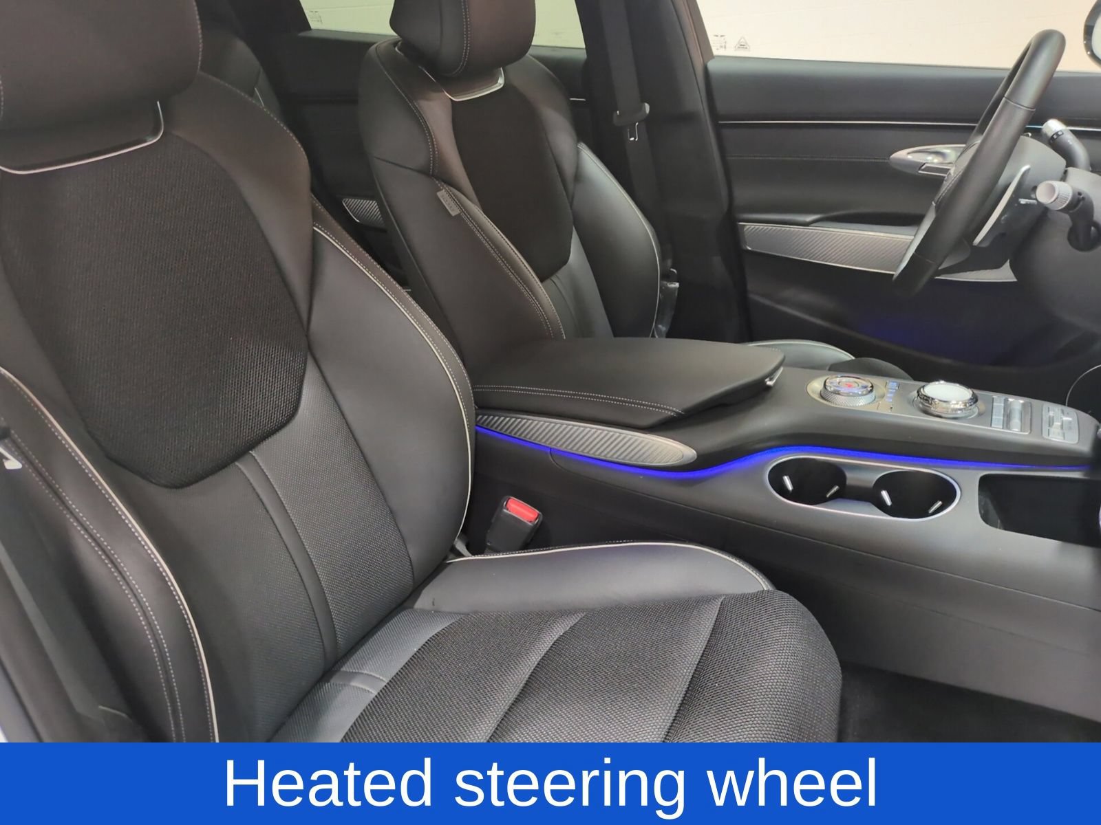 Certified 2025 Genesis GV70 3.5T Sport AWD/4WD image 10