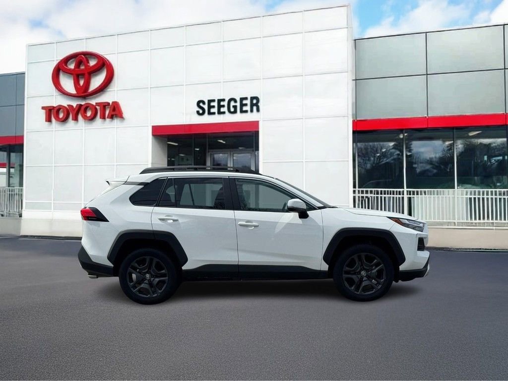 Used 2024 Toyota RAV4 Adventure AWD/4WD image 2