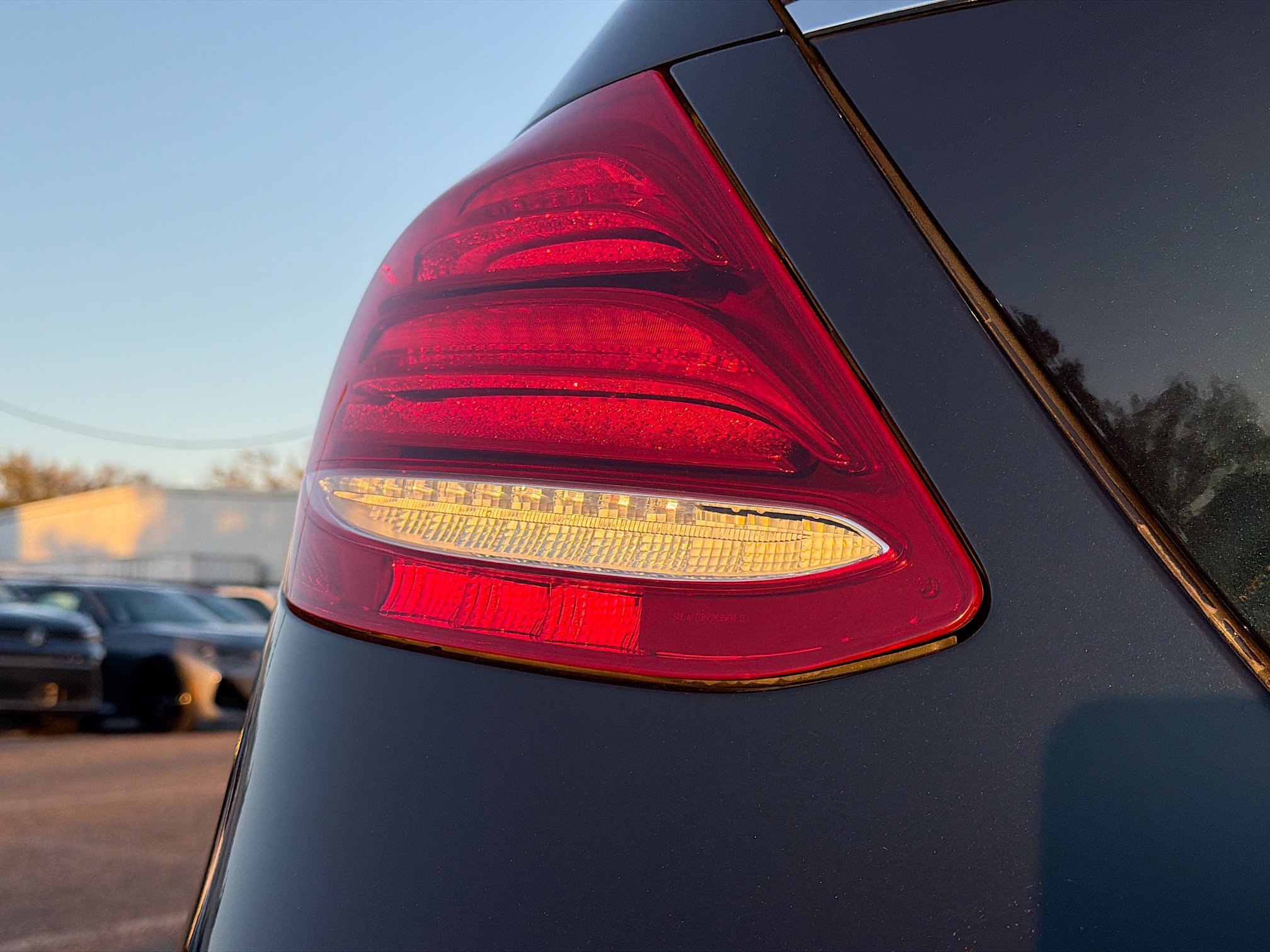 Used 2018 Mercedes-Benz E 300 image 10