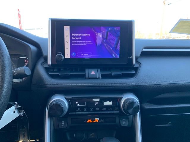 Used 2024 Toyota RAV4 LE image 20