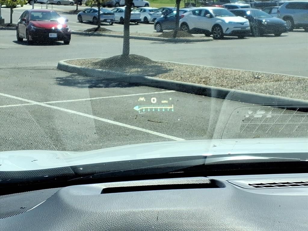 Used 2024 Buick Enclave Premium image 23