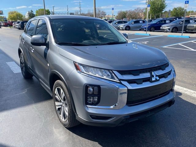 Used 2022 Mitsubishi Outlander Sport ES image 2