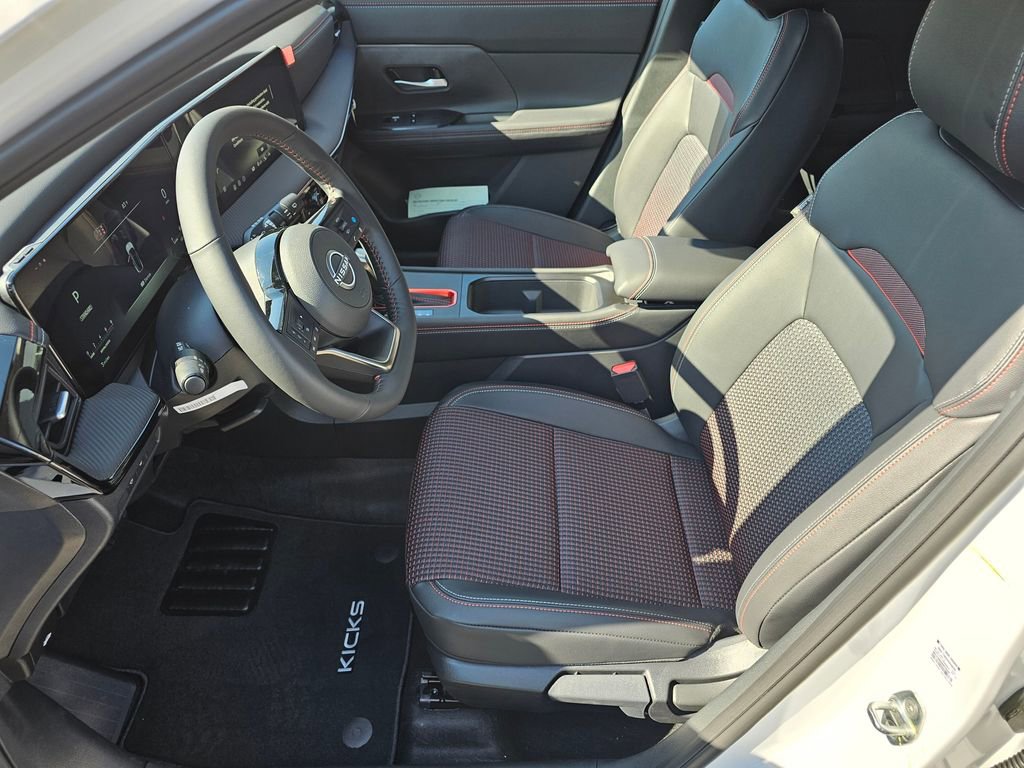 New 2026 Nissan Kicks SR w/ SR Premium Package AWD/4WD image 7