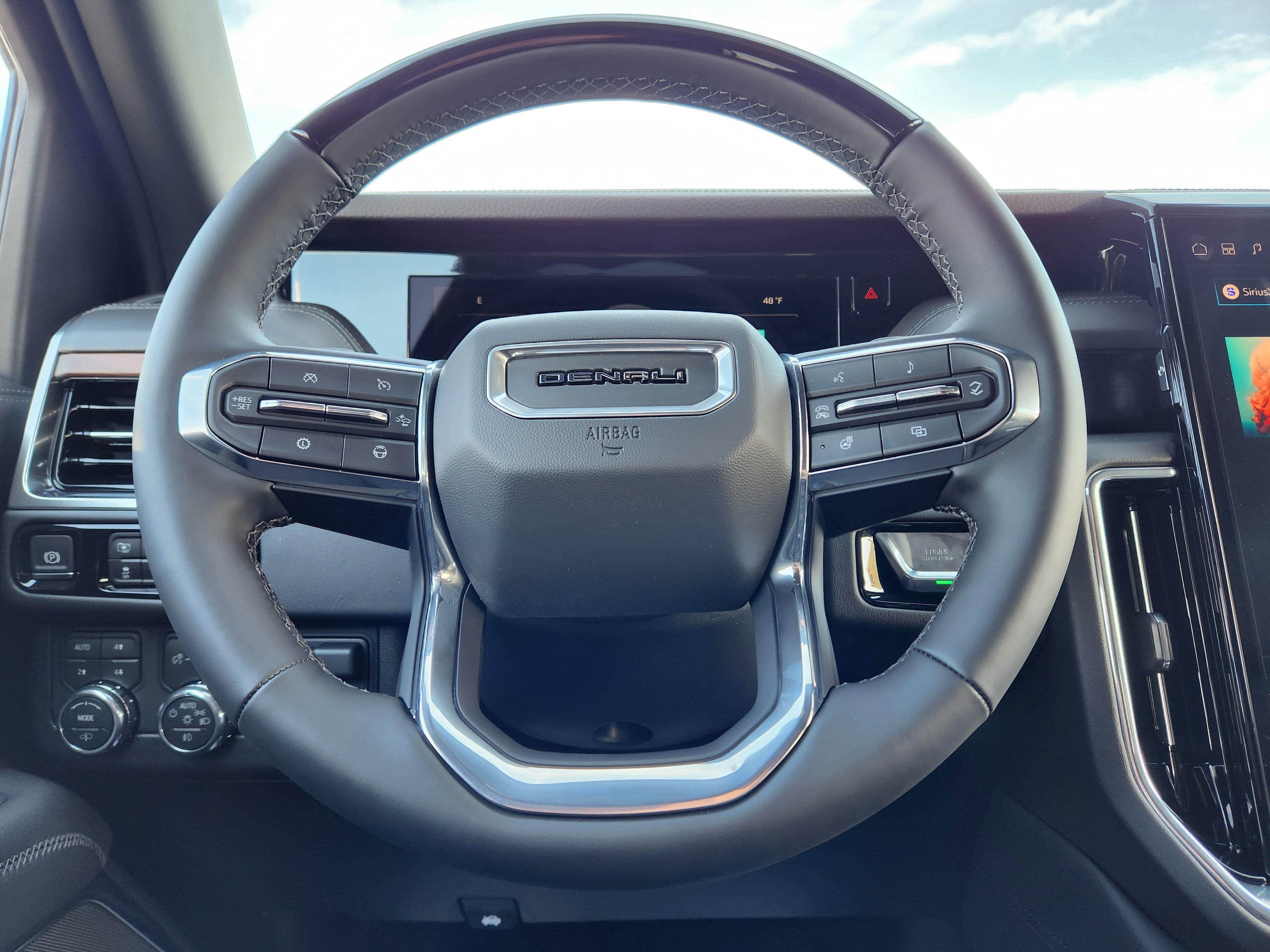 New 2026 GMC Yukon Denali w/ Denali Reserve Package image 16