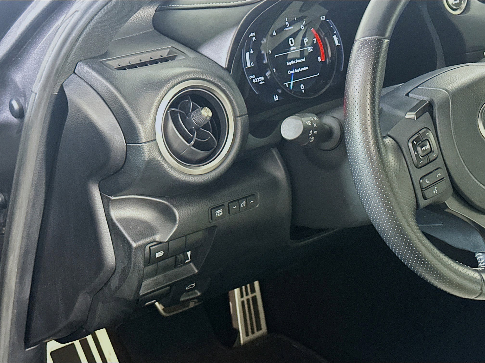 Used 2021 Lexus IS 350 F Sport w/ Accessory Package image 17