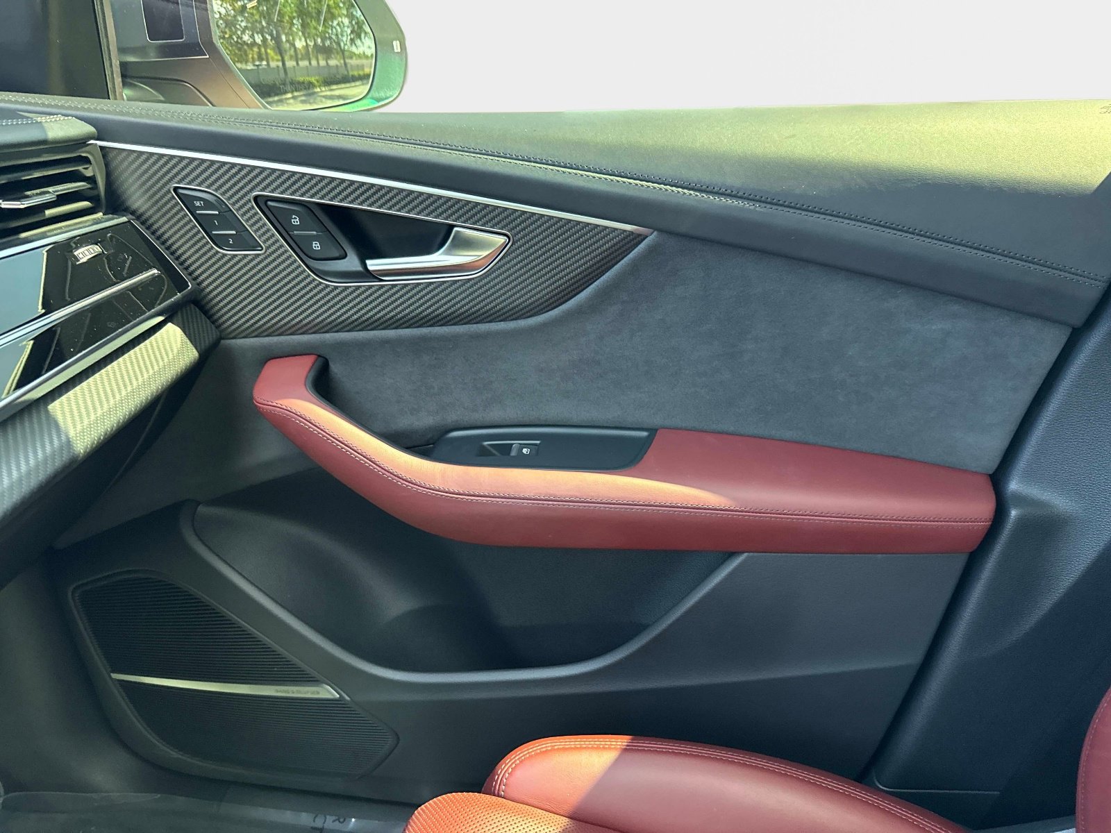 Used 2024 Audi SQ8 Prestige image 24