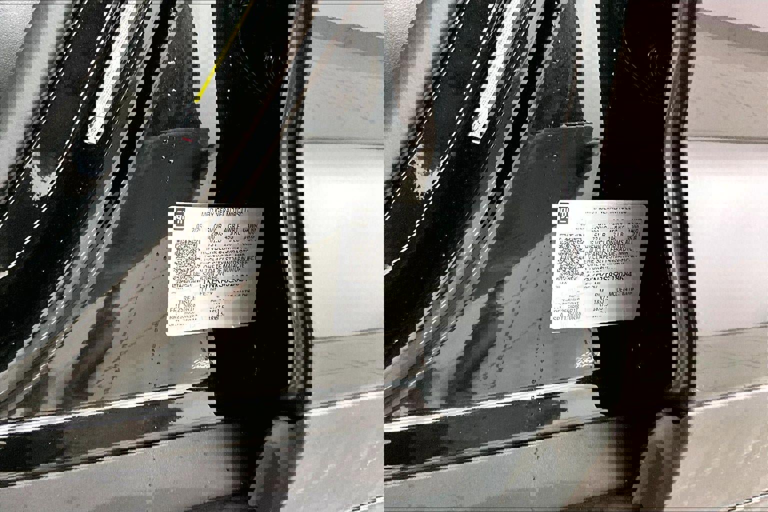 Used 2025 GMC Acadia Elevation image 19