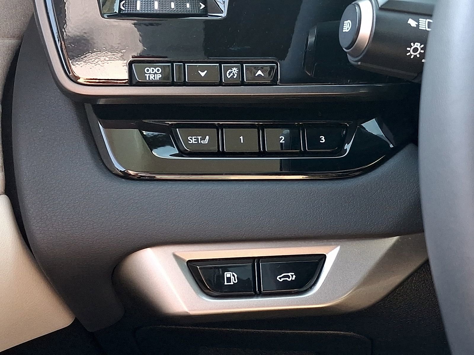 Used 2023 Lexus RX 350 FWD w/ Accessory Package (Z1) image 26