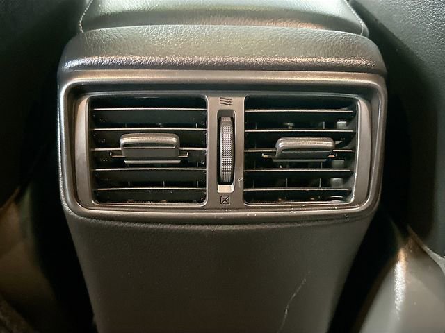 Used 2016 Nissan Rogue SL w/ SL Premium Package image 27