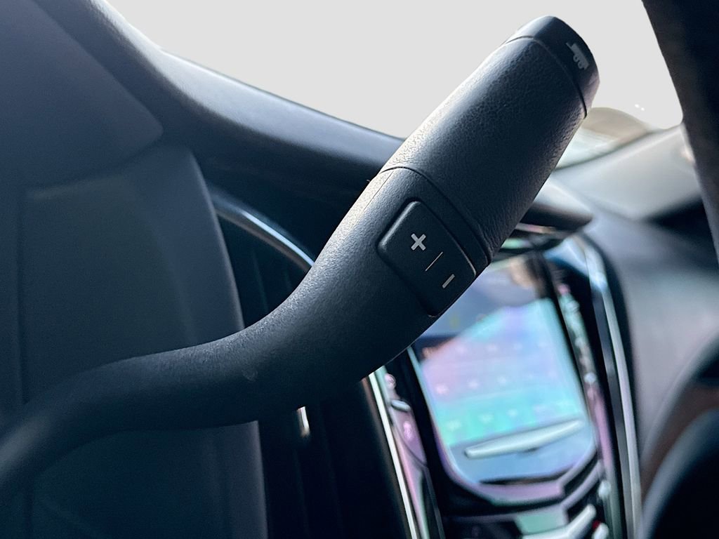 Used 2017 Cadillac Escalade Luxury image 30