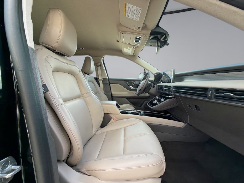 Used 2022 Lincoln Corsair FWD image 15