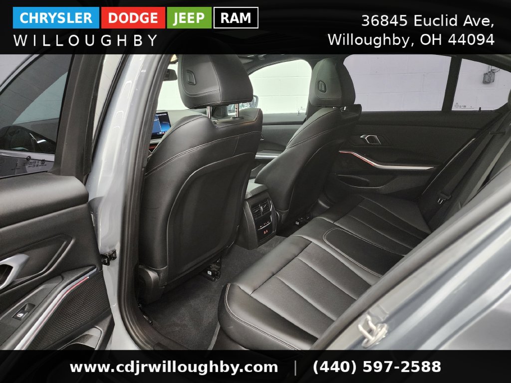 Used 2025 BMW 330i xDrive Sedan w/ Convenience Package AWD/4WD image 29