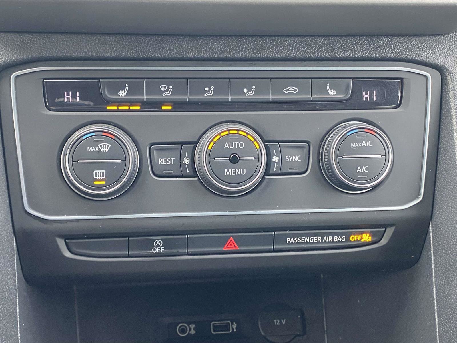 Used 2018 Volkswagen Atlas SE AWD/4WD image 28