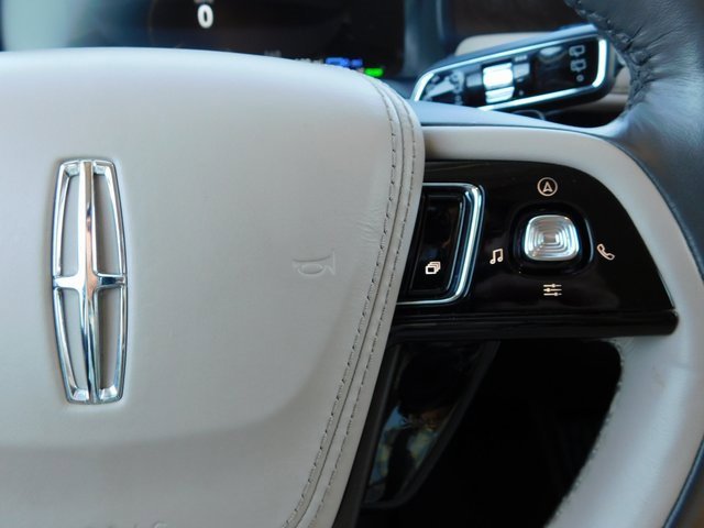 Used 2023 Lincoln Aviator Grand Touring w/ Elements Package Plus image 37