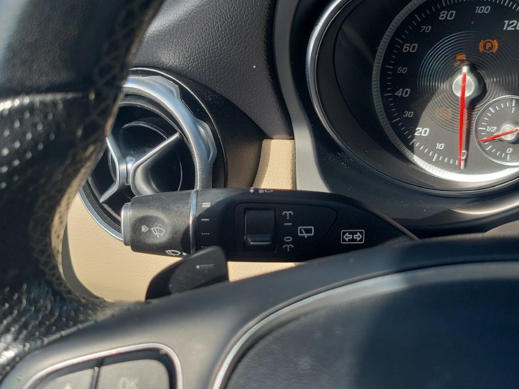 Used 2019 Mercedes-Benz GLA 250 image 30
