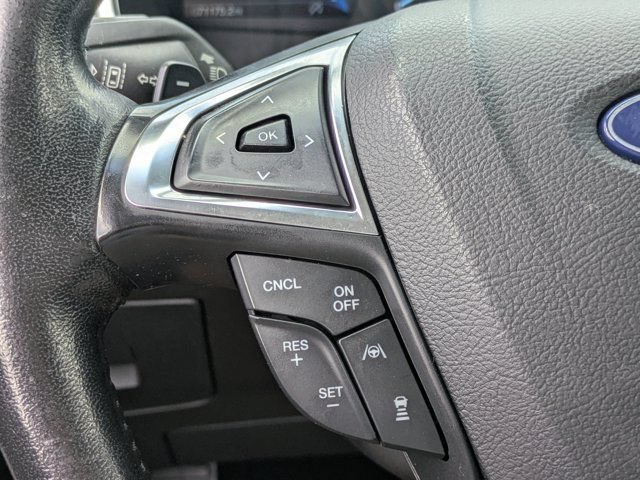 Used 2019 Ford Edge Titanium w/ Cold Weather Package AWD/4WD image 23