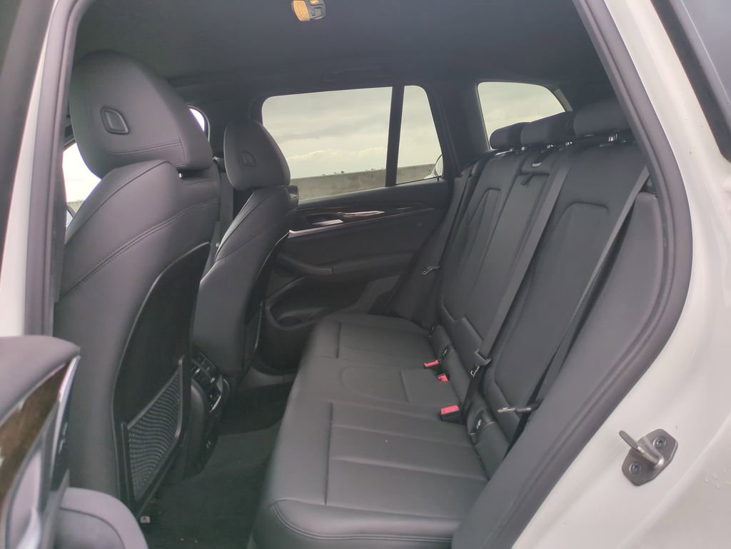 Used 2021 BMW X3 sDrive30i image 11