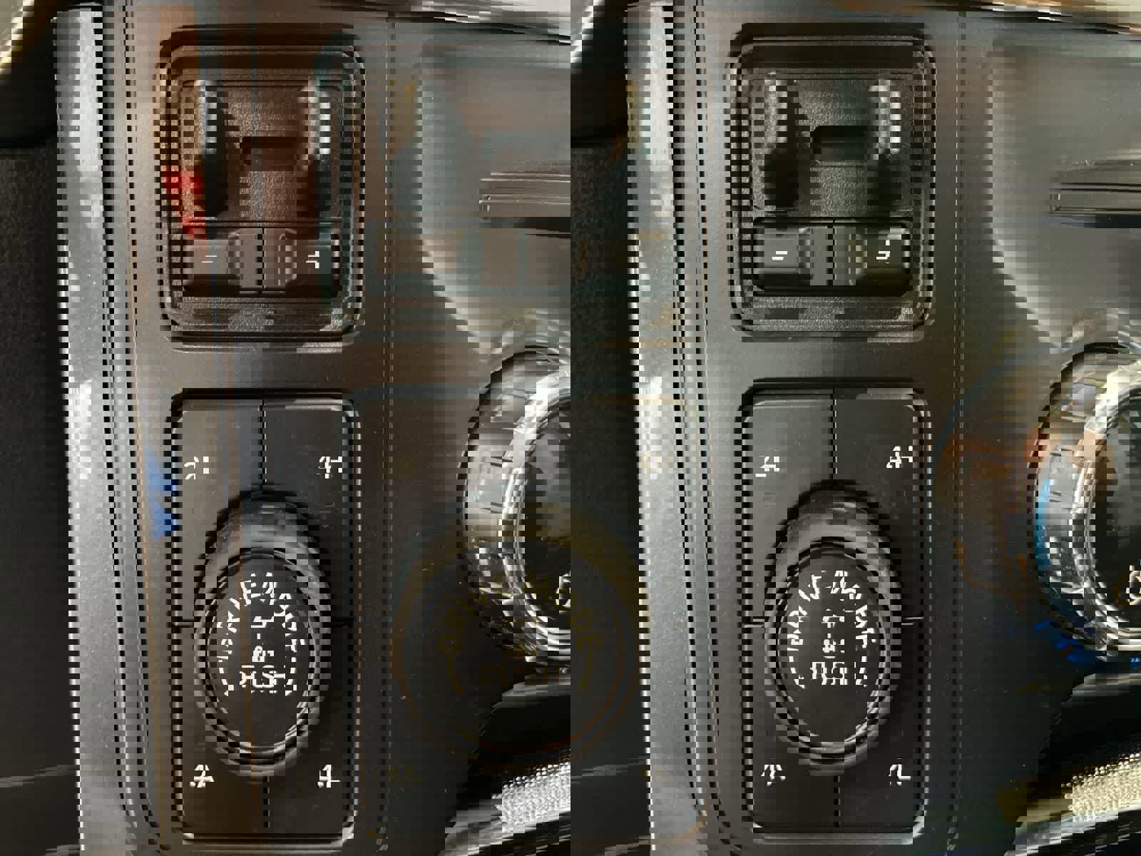 Used 2021 Ford F150 Lariat w/ Equipment Group 502A High image 24