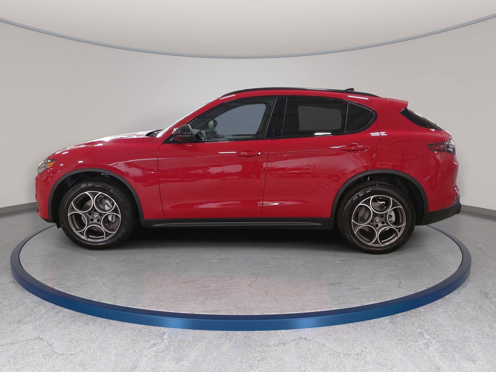 New 2025 Alfa Romeo Stelvio Sprint image 8