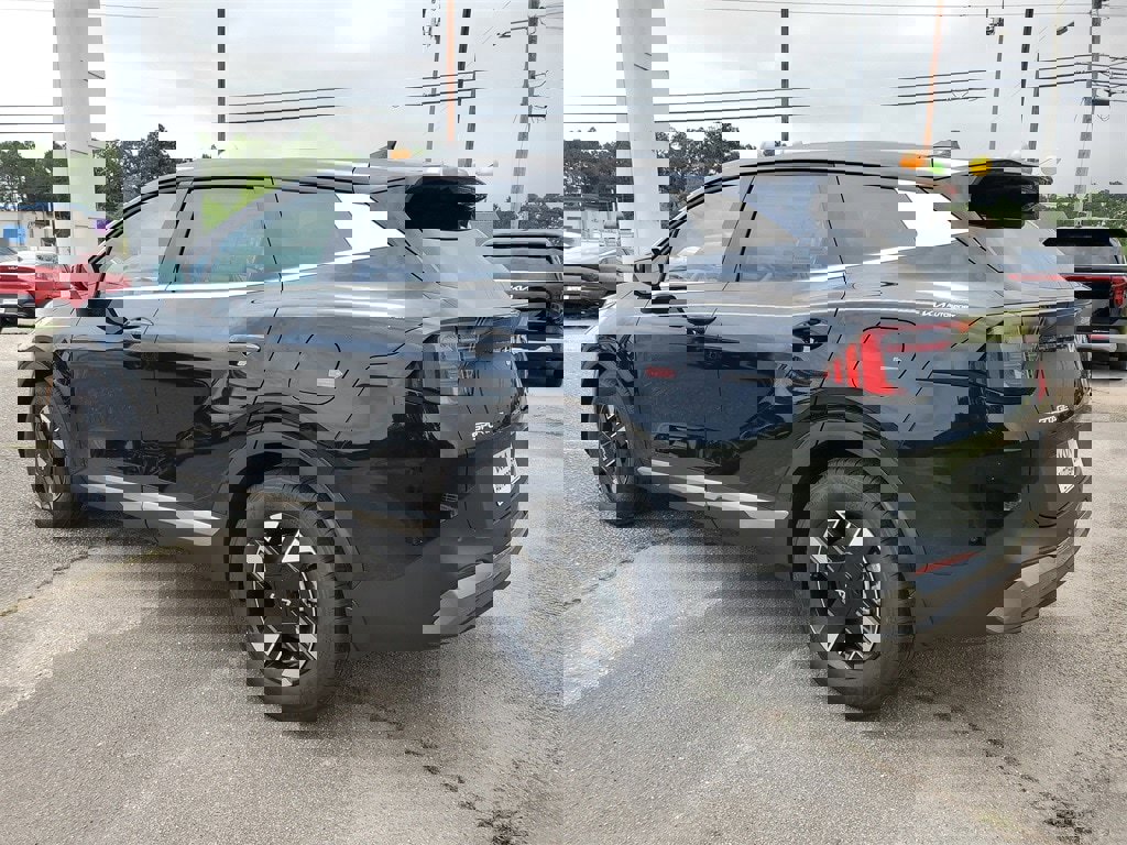 New 2026 Kia Sportage LX image 3