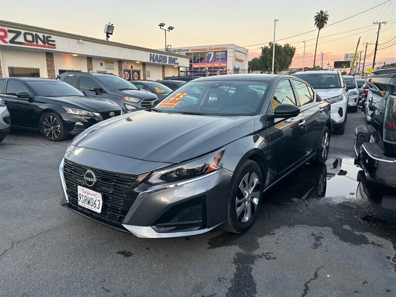 Used 2025 Nissan Altima 2.5 S image 22