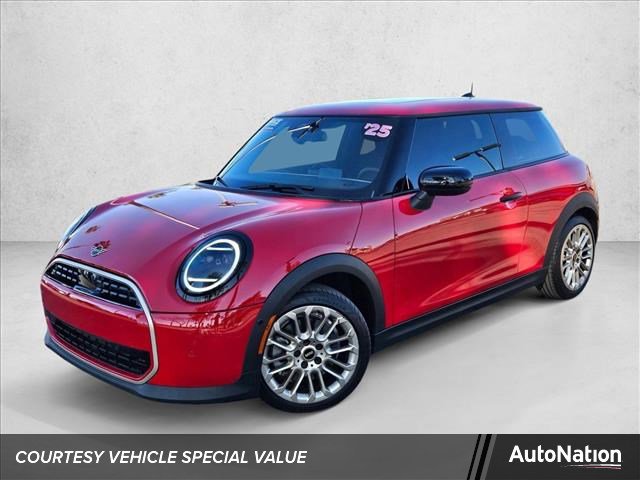 Used 2025 MINI Cooper 2-Door Hardtop image 1