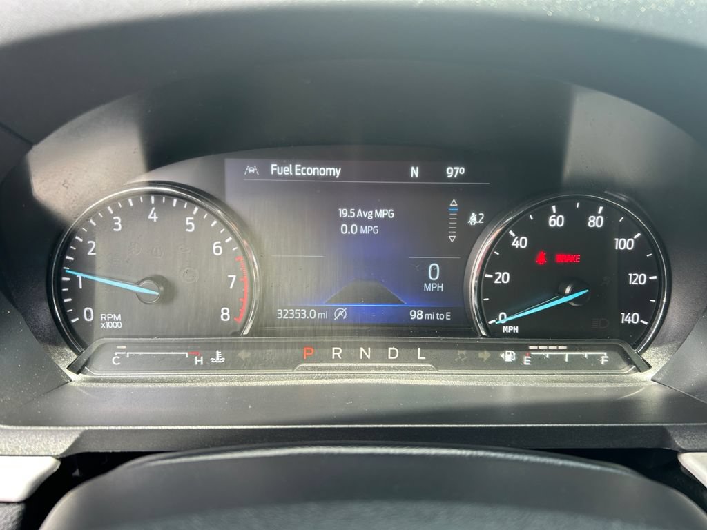 Used 2024 Ford Explorer XLT w/ Equipment Group 202A AWD/4WD image 26
