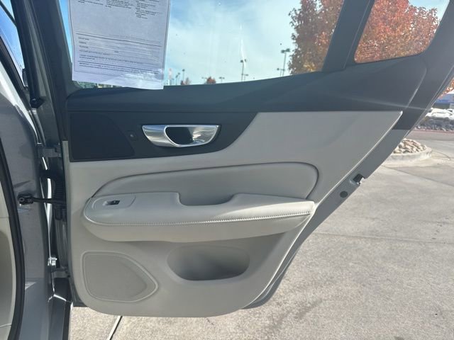 Used 2024 Volvo S60 B5 Plus image 18