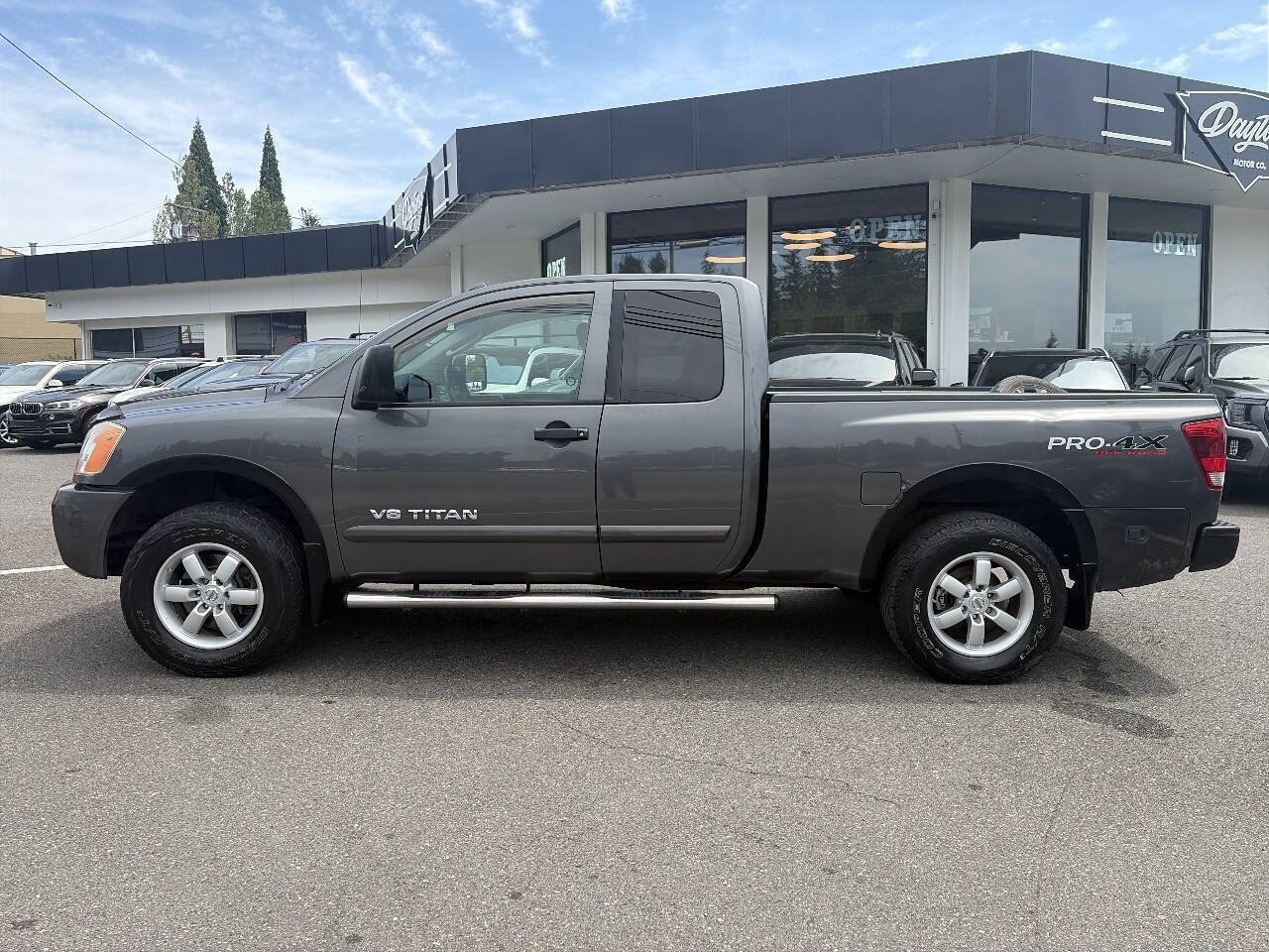 Used 2011 Nissan Titan PRO-4X AWD/4WD image 2