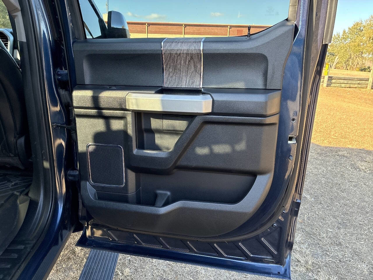 Used 2019 Ford F250 Lariat w/ Lariat Ultimate Package image 30