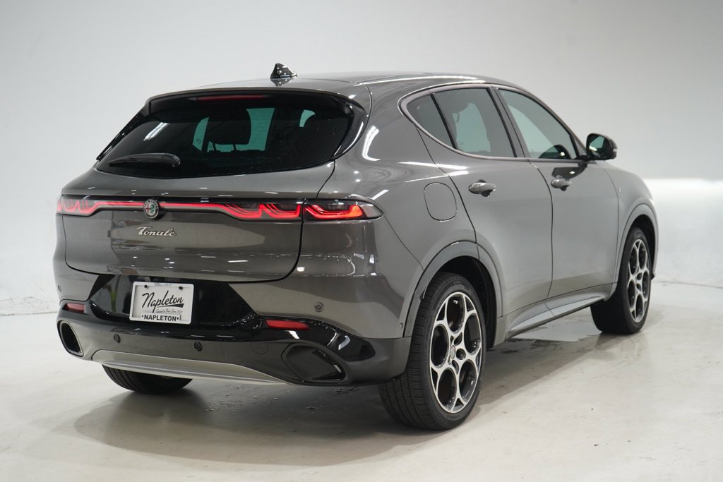 Used 2024 Alfa Romeo Tonale Ti AWD/4WD image 7