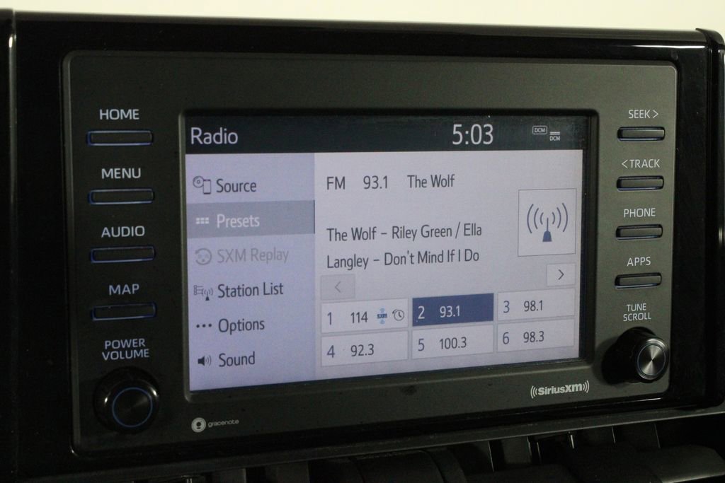 Used 2020 Toyota RAV4 LE image 29