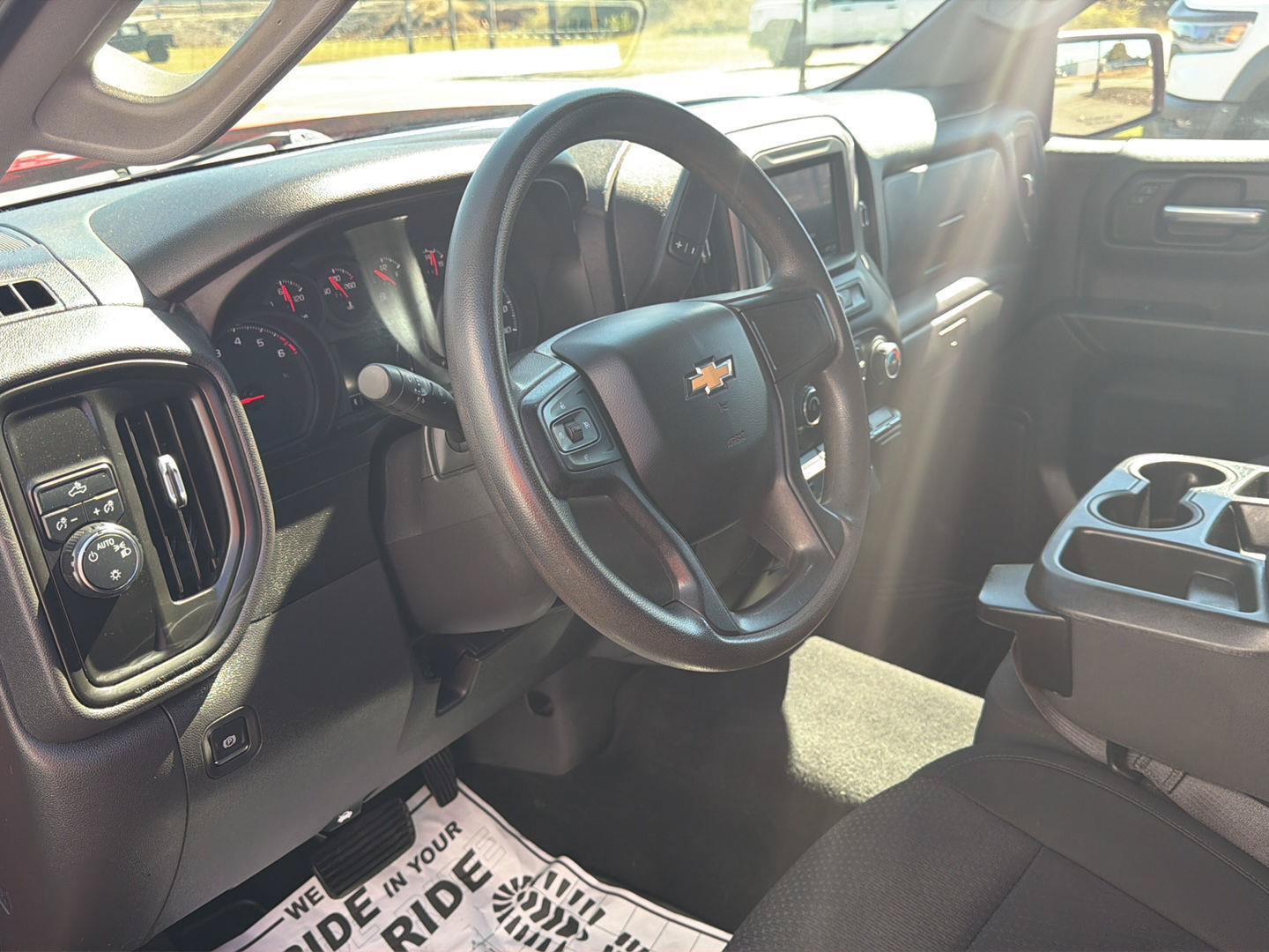 Used 2021 Chevrolet Silverado 1500 Custom RWD image 5