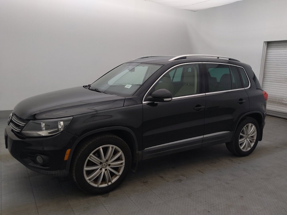 Used 2015 Volkswagen Tiguan SEL AWD/4WD image 2