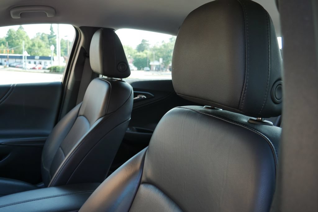 Used 2024 Chevrolet Malibu LT FWD image 28