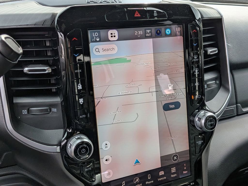 New 2026 RAM 2500 Big Horn AWD/4WD image 23