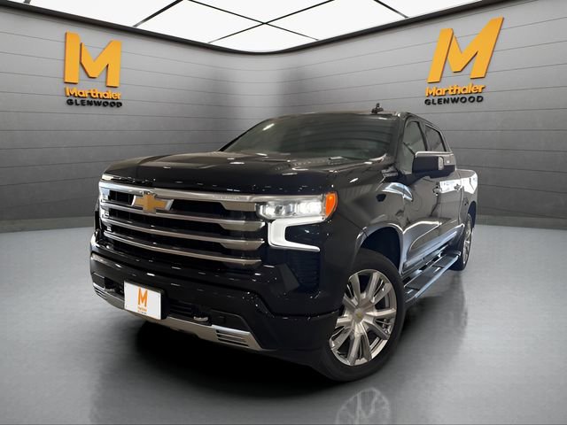 Used 2024 Chevrolet Silverado 1500 High Country w/ Technology Package image 3