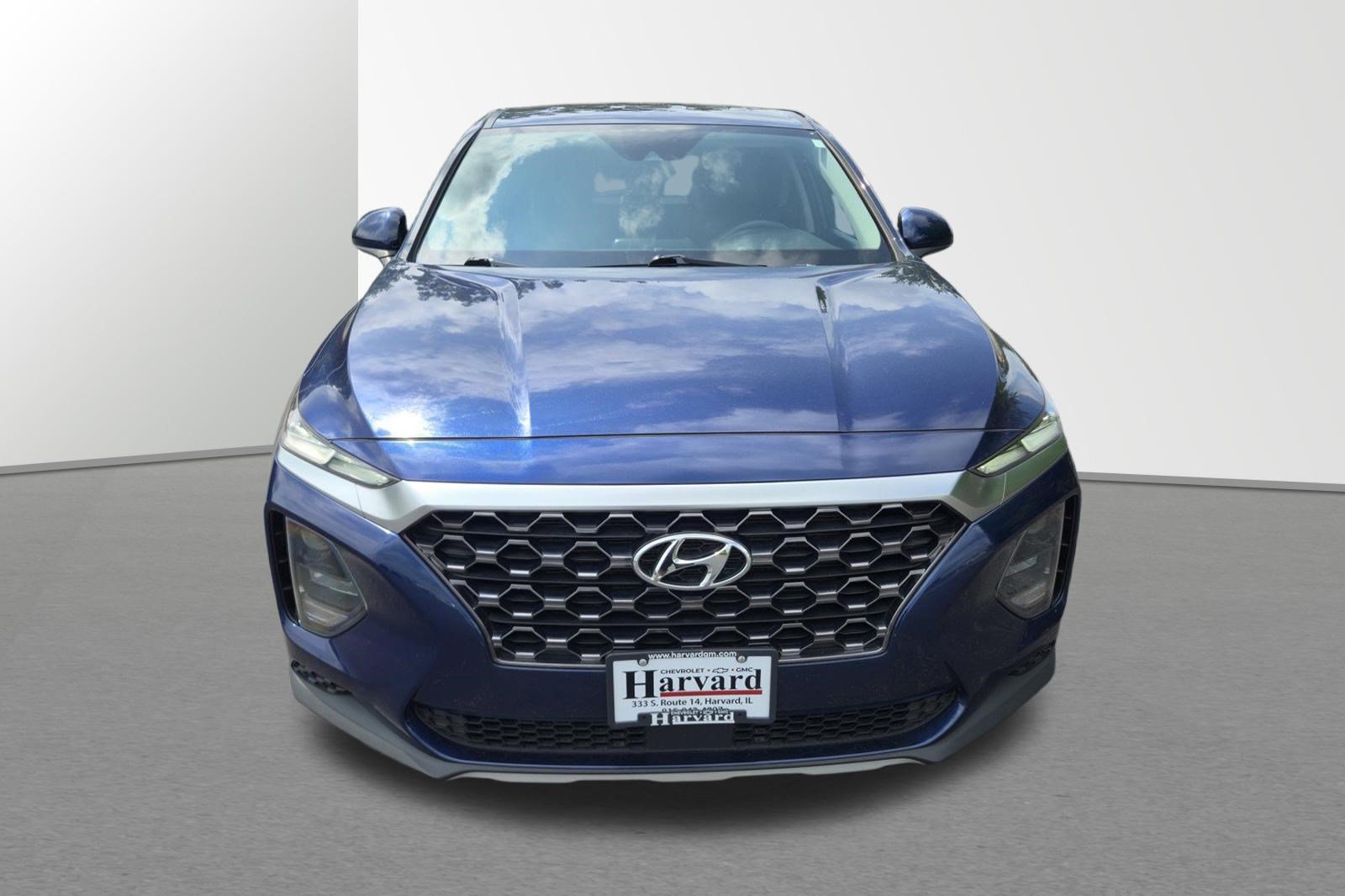 Used 2020 Hyundai Santa Fe SE FWD image 2
