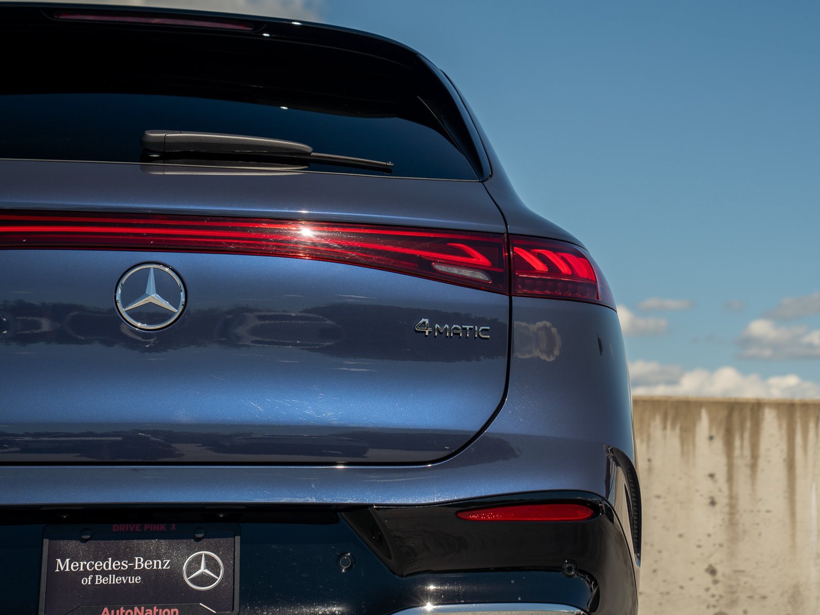 Used 2026 Mercedes-Benz EQS 400 4MATIC SUV image 10