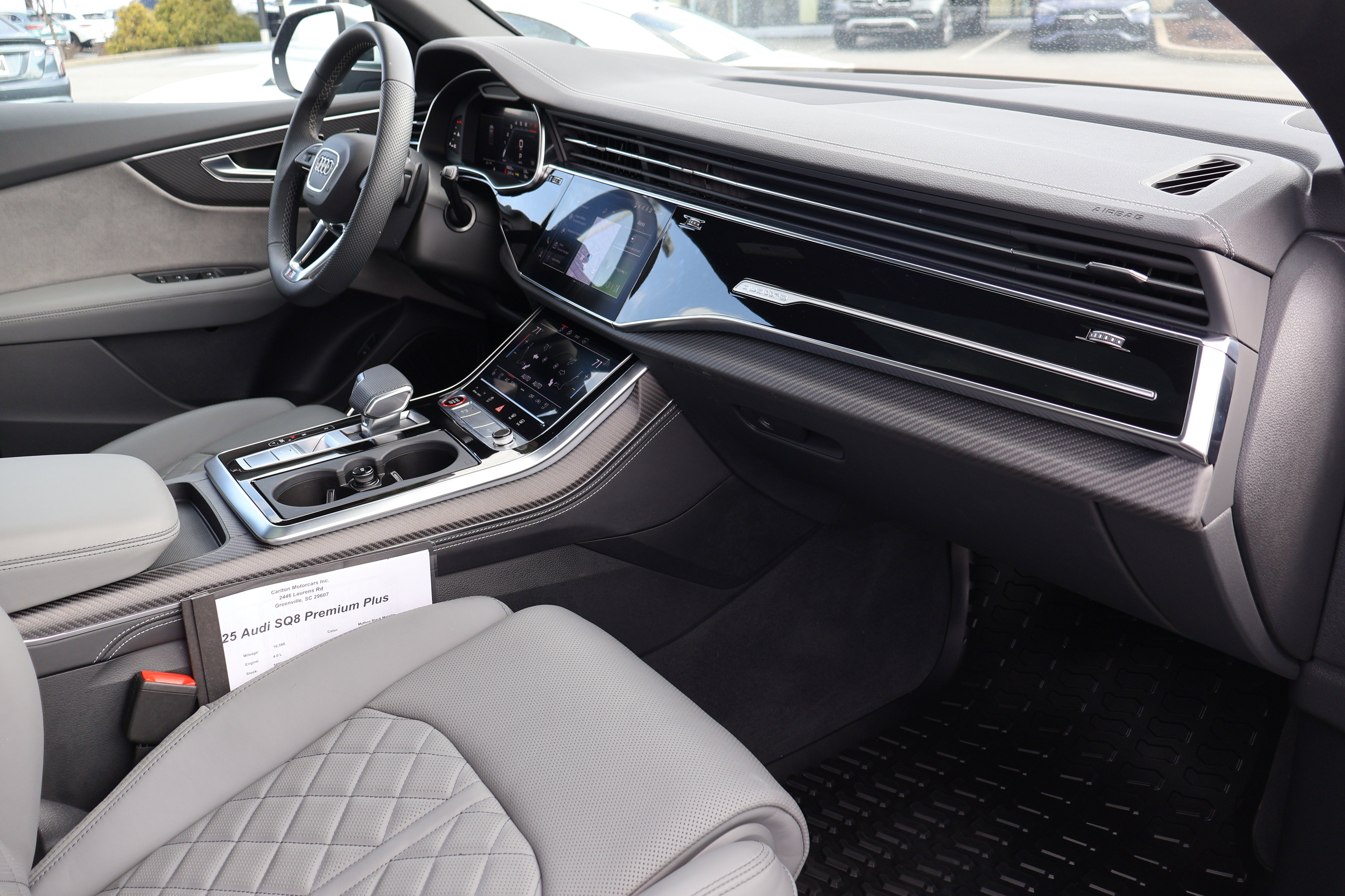 Used 2025 Audi SQ8 Premium Plus image 30