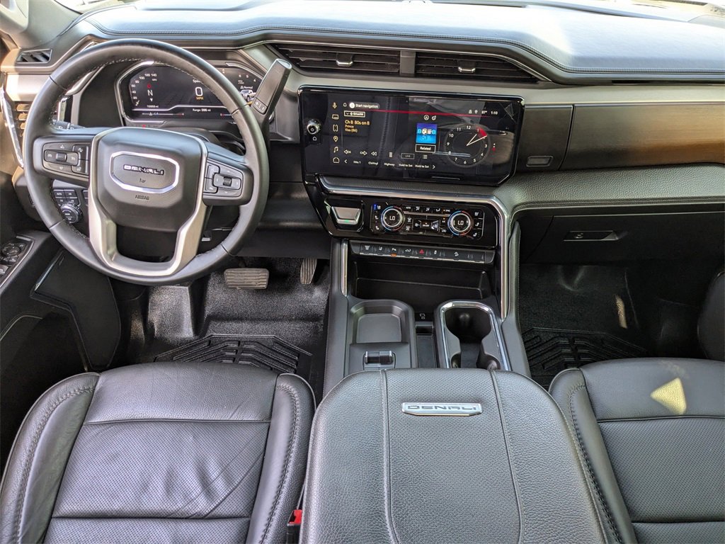 Used 2025 GMC Sierra 2500 Denali w/ Denali Reserve Package image 15
