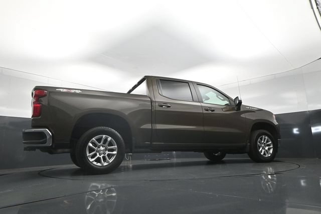 Used 2023 Chevrolet Silverado 1500 LT AWD/4WD image 35