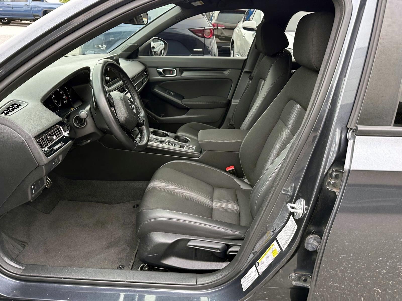 Used 2023 Honda Civic Sport image 11