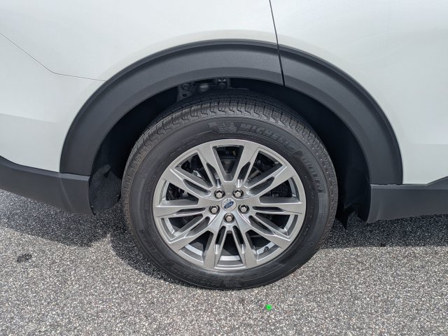New 2026 Ford Explorer Platinum RWD image 11