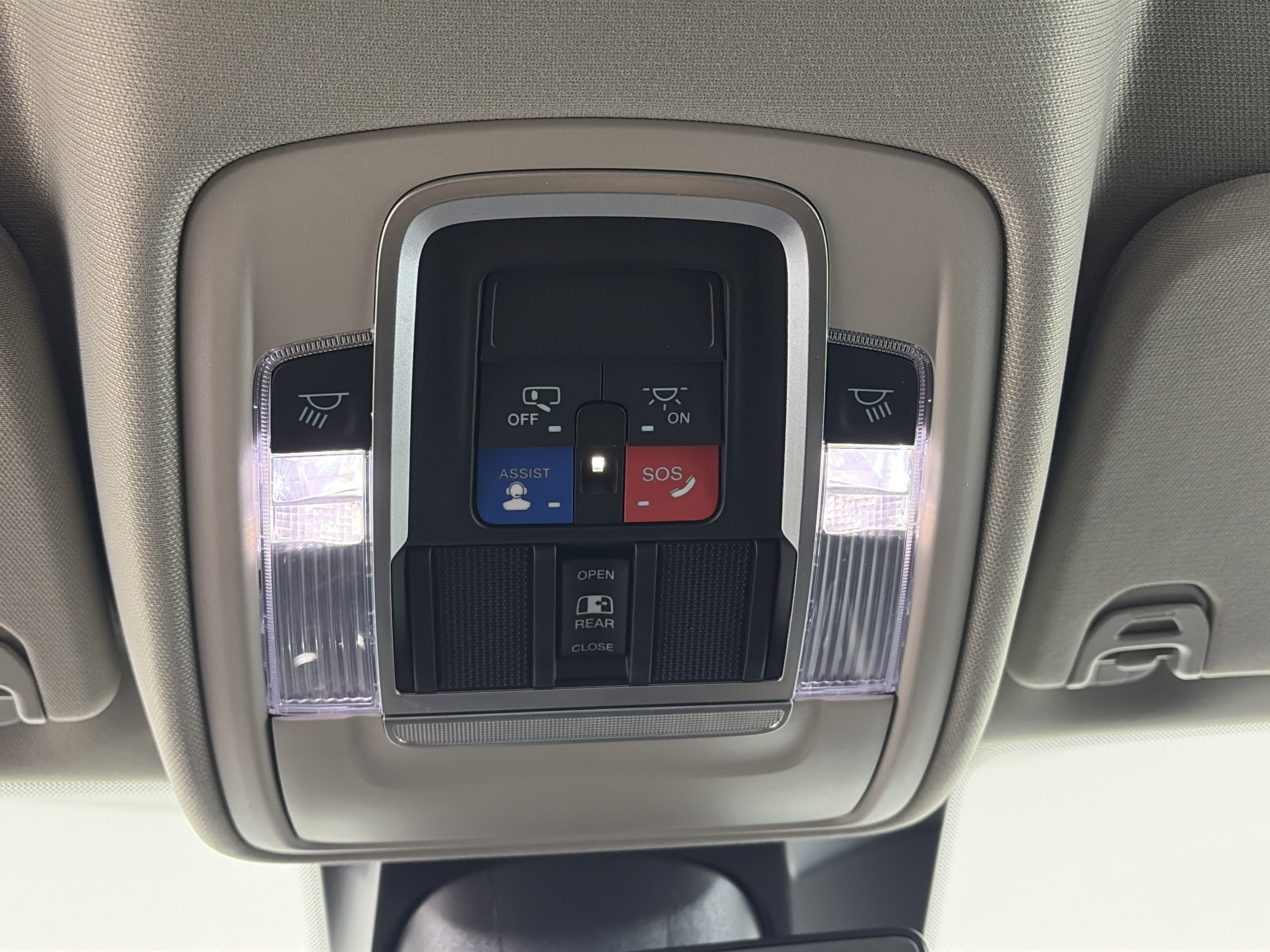 Used 2022 RAM 1500 Laramie image 32