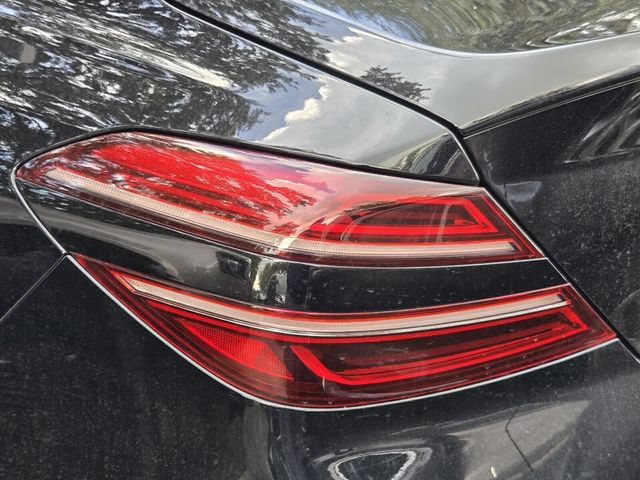 Used 2023 Genesis G70 2.0T RWD image 7